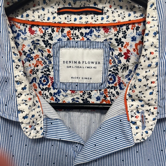 Denim & Flower short sleeve button up - Picture 2 of 5